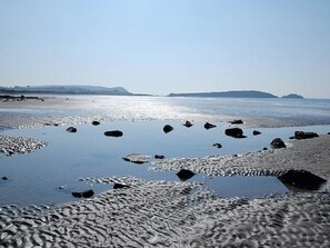 Beach nearby, sun-loungers