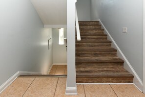 Interior - 4 Bedroom Beach House with Shared Pool in Surfside Beach! The Ville (Surfside Beach)