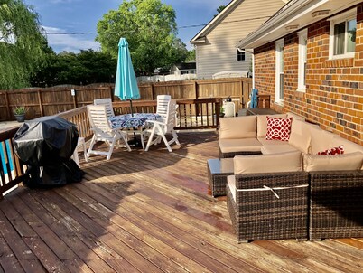 3 bedroom cozy yet spacious home w/ in-ground pool