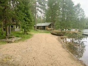 Plage, chaises longues