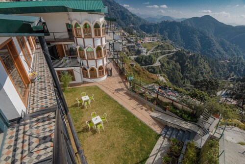 Mussoorie Estate by Dumnu Homes