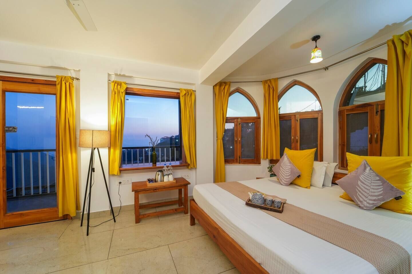 Traditional Room | Premium bedding, pillow-top beds, free WiFi, bed sheets