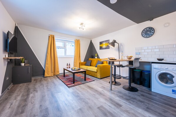 Apartment | 1 bedroom, iron/ironing board, free WiFi