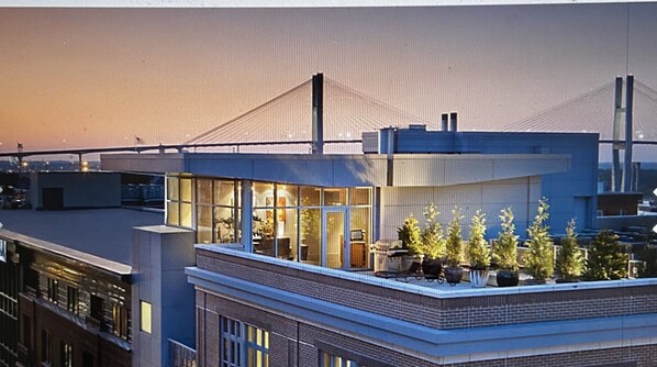 Nicht klassifiziertes Bild, 1 von 3, Schaltfläche