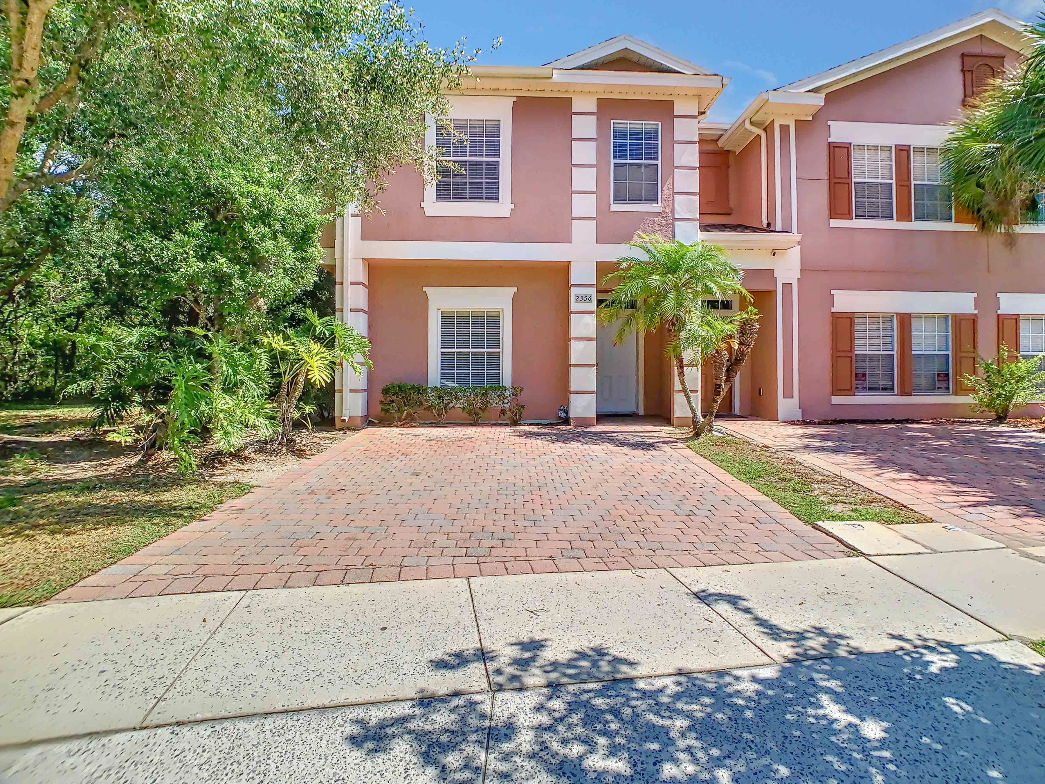 5BR townhome with hot tub,Near Disney,Seaworld and Convention Center