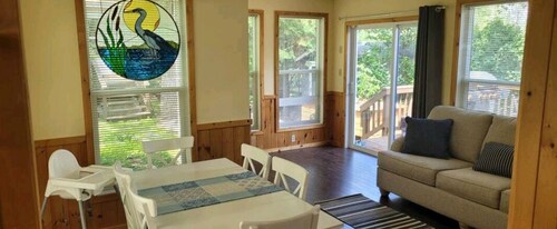 Spacious Hillstone Lakehouse