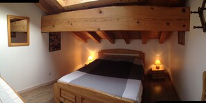 2 Schlafzimmer, Reisekinderbett, kostenloses WLAN