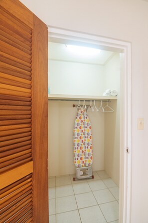 1 slaapkamer, individueel gedecoreerd, individueel gemeubileerd