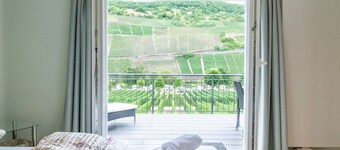 ruhig gelegenes Ferienhaus mit Sauna direkt an der Mosel