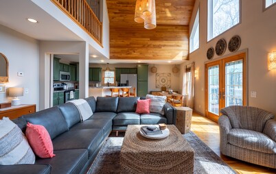 Lakefront Chalet -Kayaks, Gameroom, Firepit