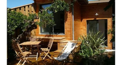 Lacanau à 400m de l'Océan chaleureux duplex climatisé prés des pistes cyclable