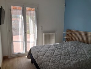 2 chambres, fer et planche à repasser, Wi-Fi