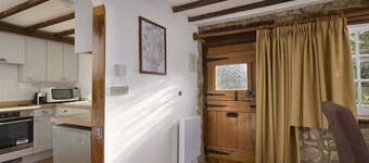 Beautiful Thatched Cottage in Heart of Dartmoor