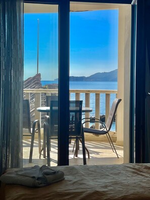 Family Room, Sea Facing | Terrace/patio - Seaview Apartments Rafailovici (Becici)