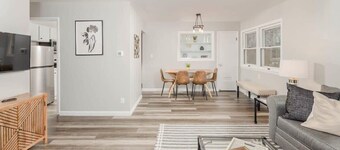 Minutes from Downtown, EAA, University - 3 bedroom