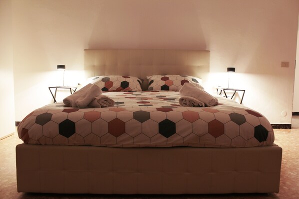 2 chambres, Wi-Fi gratuit, draps fournis