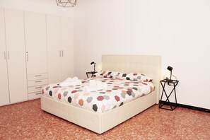 2 chambres, Wi-Fi gratuit, draps fournis