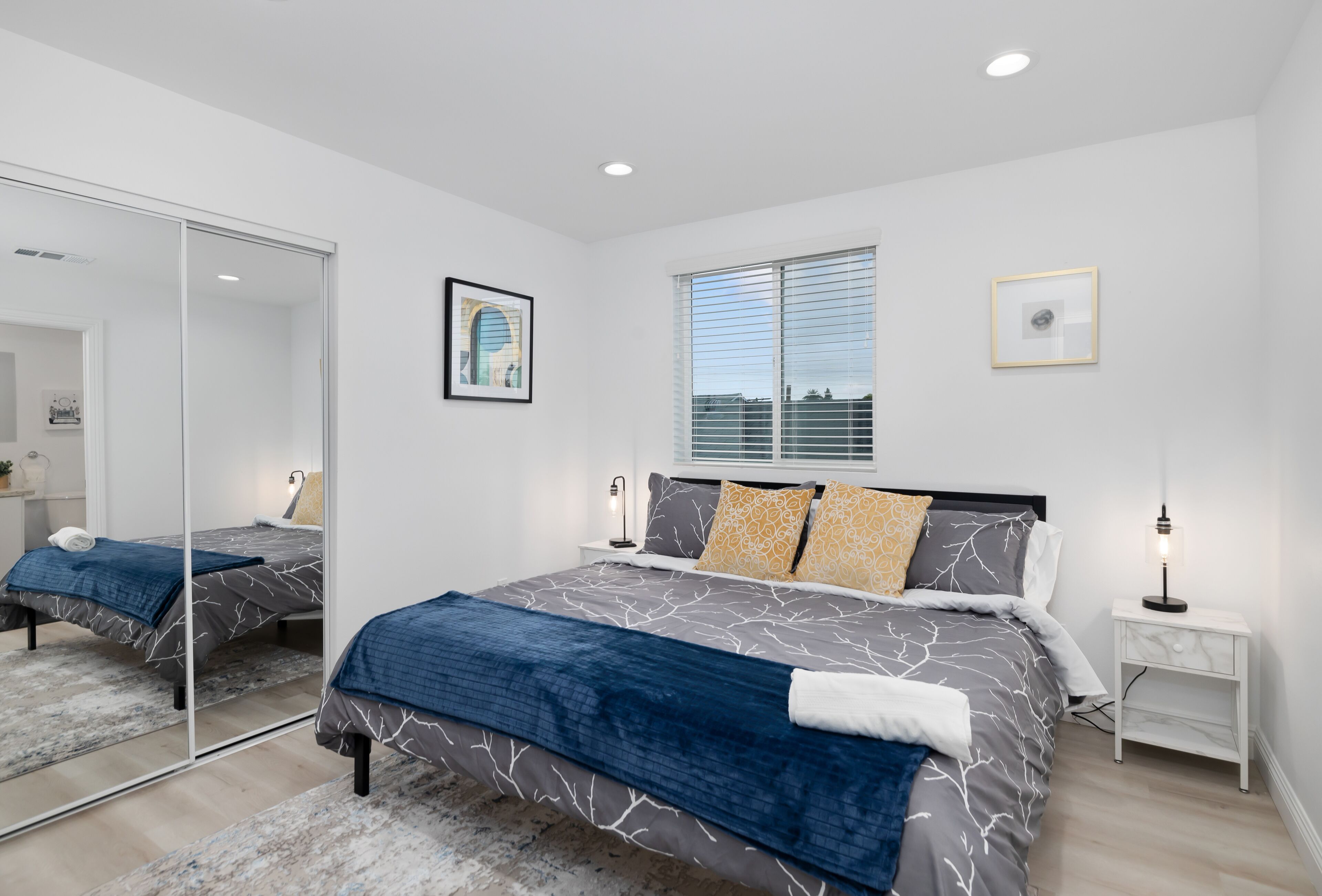 5 soverom, strykejern/-brett, reiseseng for barn og wi-fi (inkludert)