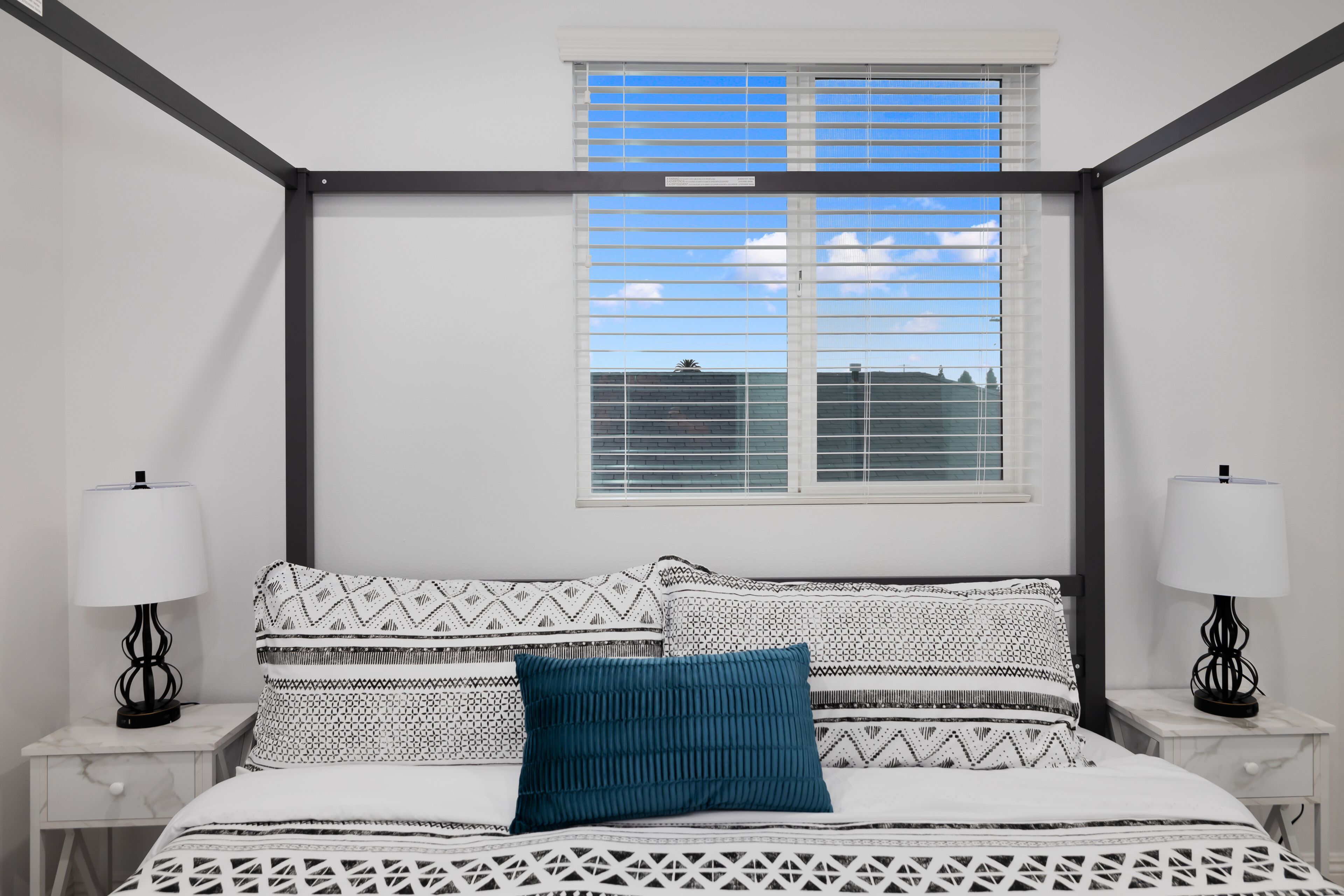 5 chambres, fer et planche à repasser, lit parapluie, Wi-Fi gratuit