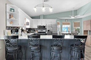 Fridge, microwave, oven, stovetop - 🏖️Private Pool-Pet Friendly-Tiki Bar-3BR Village Oasis (Gulf Breeze)