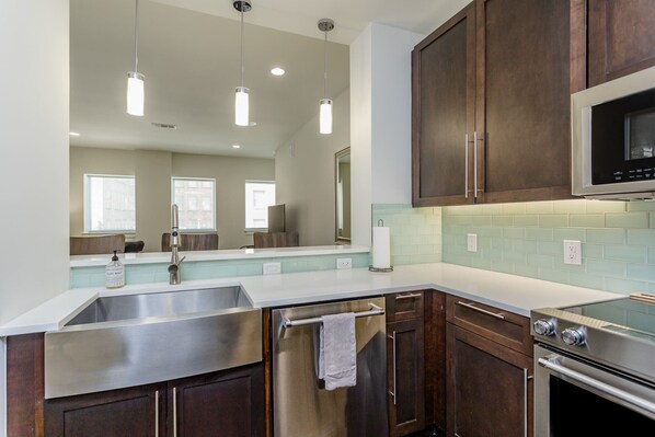 Fridge, microwave, oven, stovetop