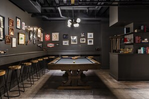 Game room - Constellations | Elegant 1 BR in Downtown Houston (Houston)