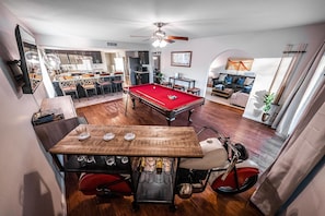 Games room - THE ACE! North Scottsdale Escape (Scottsdale)