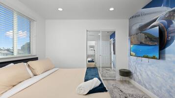 5 habitaciones, tabla de planchar con plancha y cuna de viaje