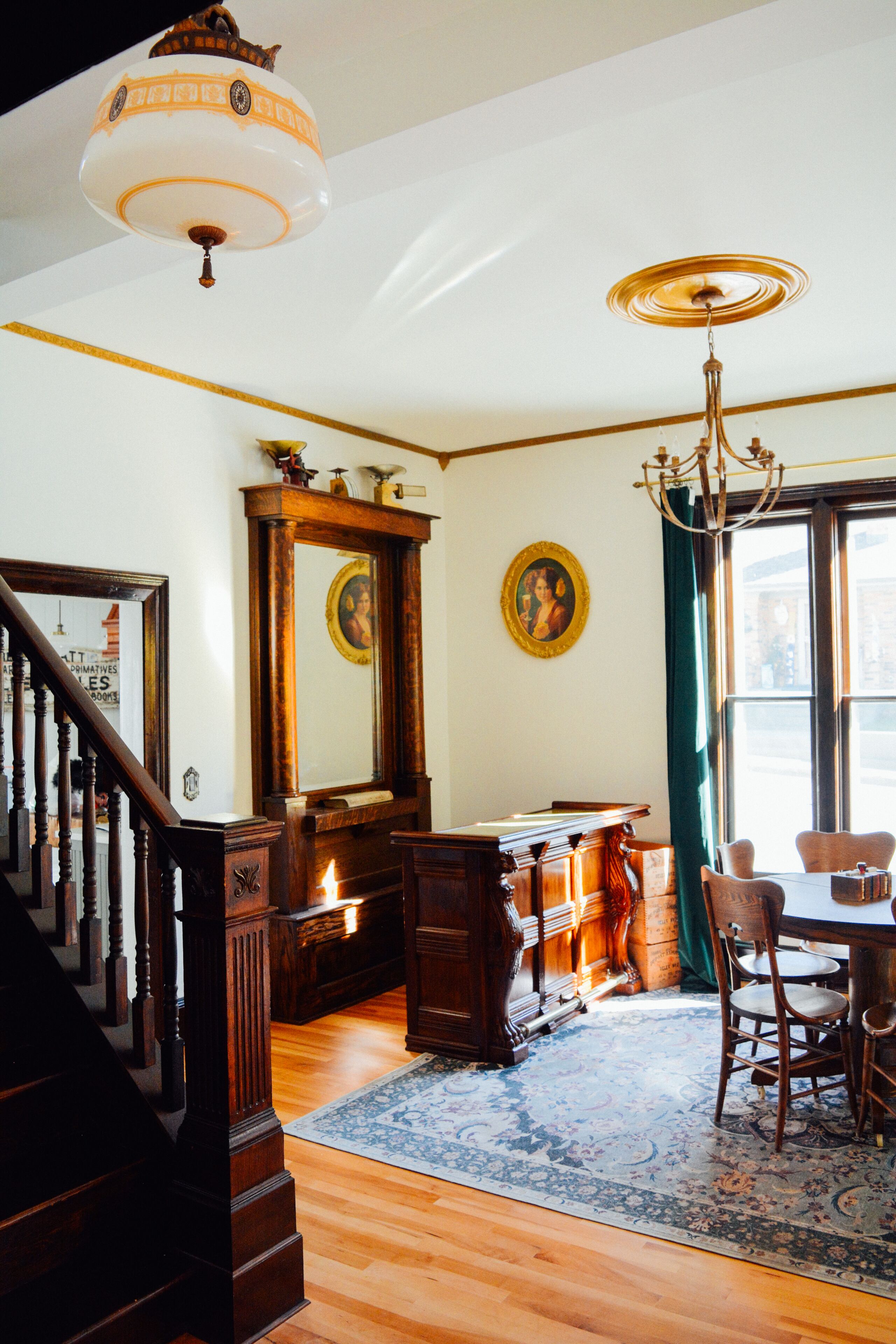 Steps to Main St. DEADWOOD - Victorian Home 4 BDRM 3 BATH