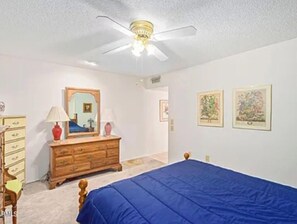 2 bedrooms, iron/ironing board, WiFi, bed sheets - Cozy Home (10 minutes to STATE FARM STADIUM, 20 minutes to WM PHOENIX OPEN) (Sun City)