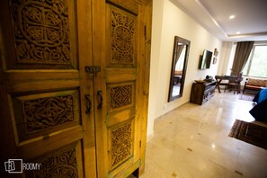 Minibar, Zimmersafe, Schreibtisch, schallisolierte Zimmer