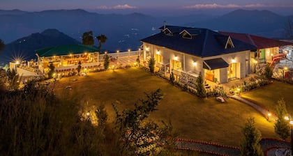 A Luxurious Mountain Bungalow with stunning views