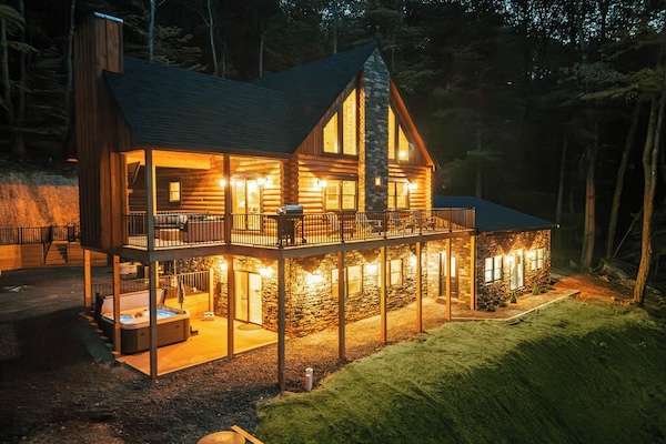 Experience the enchantment of "The Big Dipper" illuminating under the night sky!
