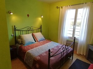 3 chambres, draps fournis