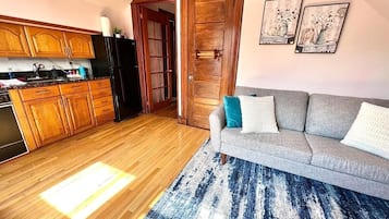 智能電視、書籍