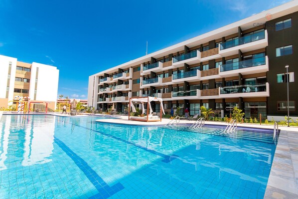 Apartment | Pool | 4 outdoor pools