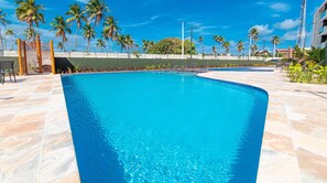 Apartamento | Piscina | 4 piscinas al aire libre
