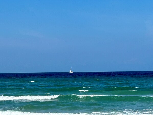 Am Strand, Liegestühle, Strandtücher