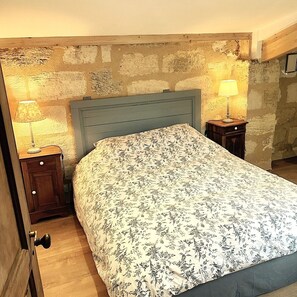 2 habitaciones, wifi gratis y ropa de cama