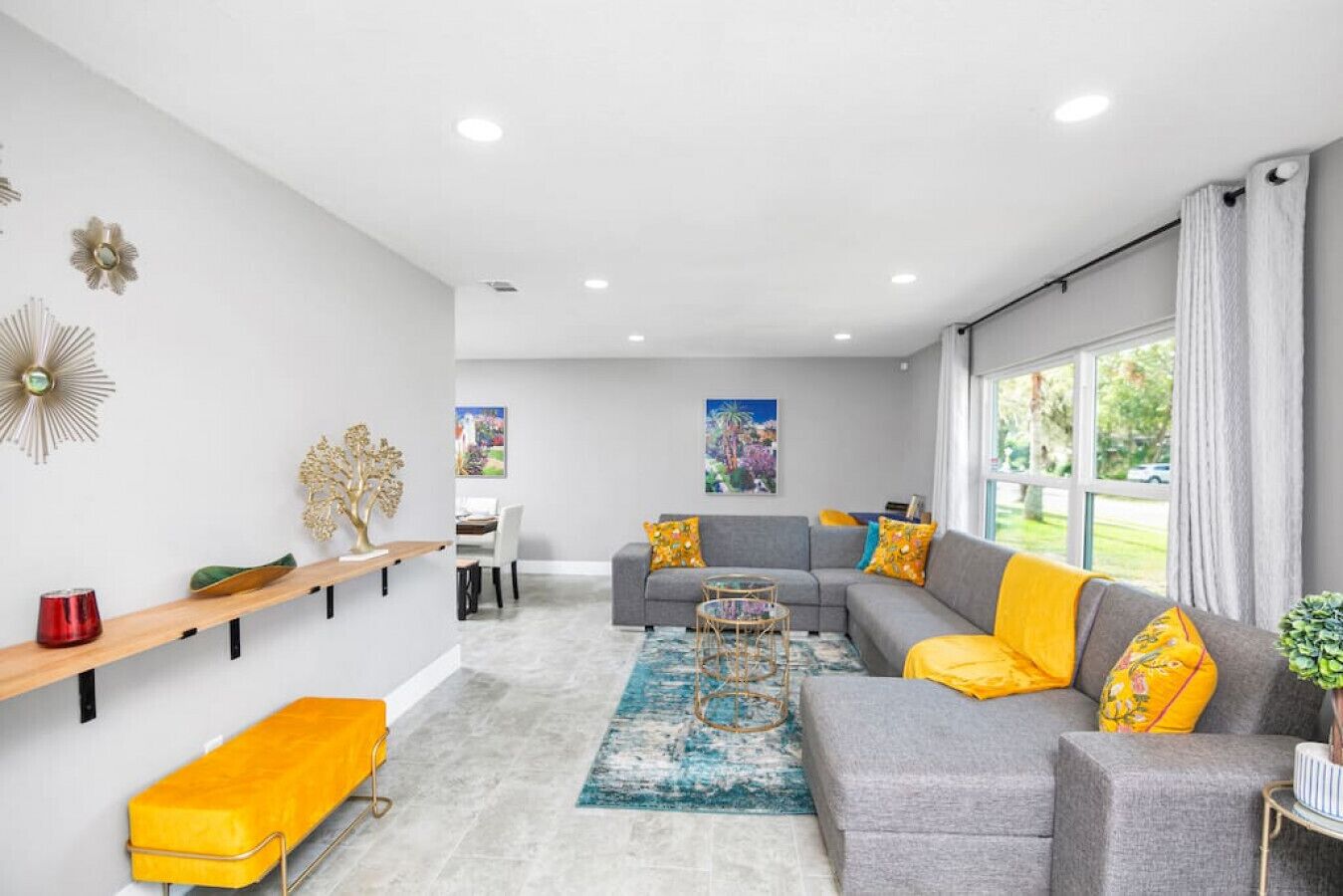 スマートテレビ、暖炉、卓球台、書斎 / ワークスペース