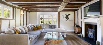Luxury Grade 2 Listed Large Tudor Manor in Essex
