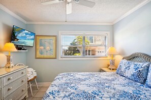 1 habitación, tabla de planchar con plancha, wifi gratis y ropa de cama 
