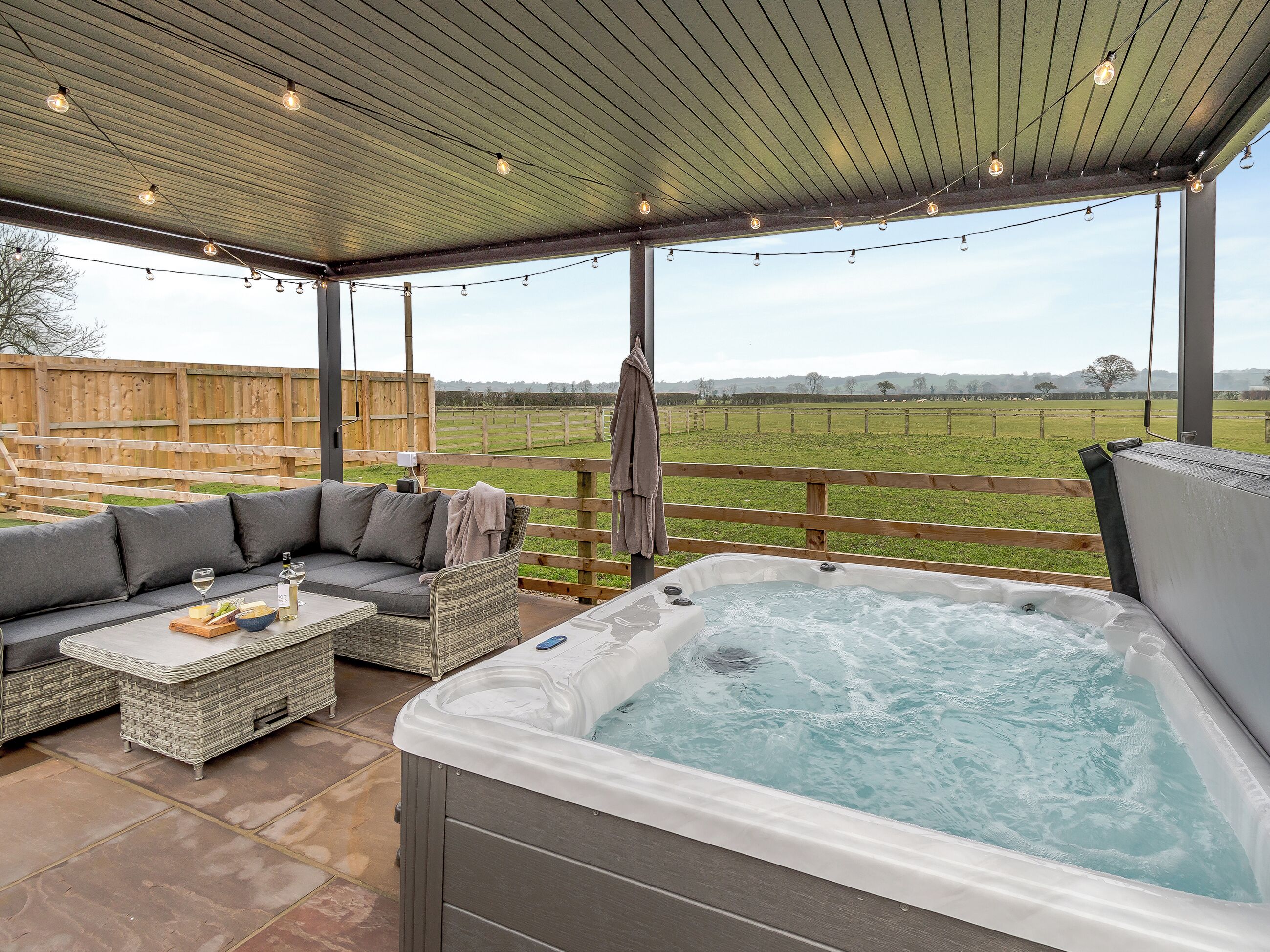 Bain à remous extérieur