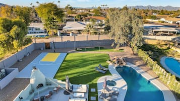 Outdoor pool, a heated pool