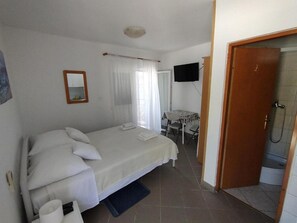 Acesso à internet, roupa de cama