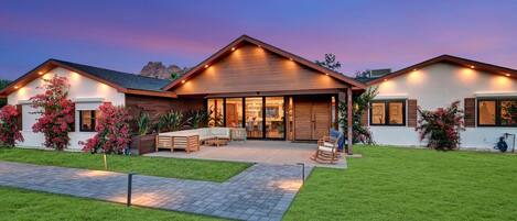 المنشأة من الخارج