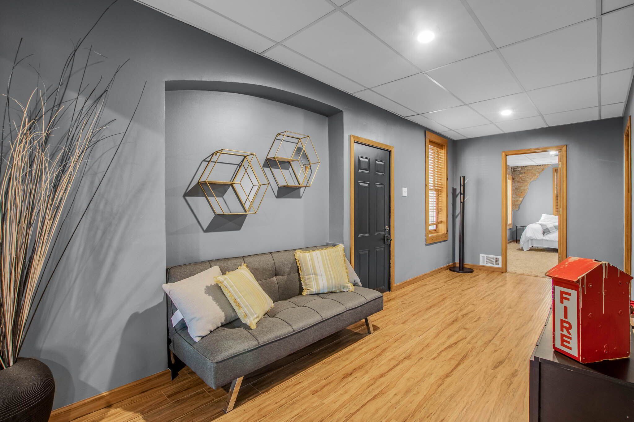 2 chambres, fer et planche à repasser, Wi-Fi, draps fournis