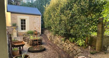 Stirling Cottage