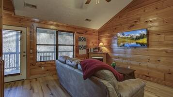 Smart TV, videojuegos, futbolito