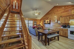 Interior - Happy Holidays! Beautiful Cabin! Hot Tub! Pets! (Gatlinburg)